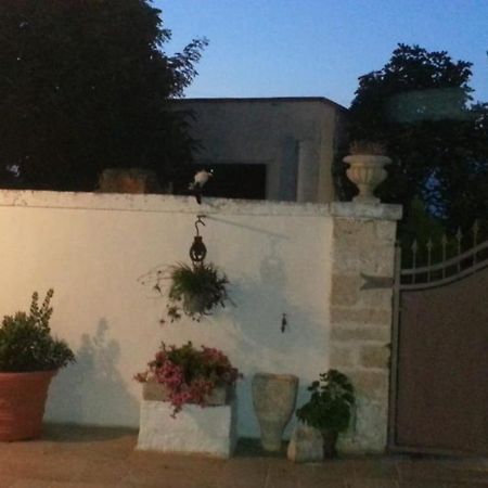 Bed and Breakfast Le Corti Del Casale Альберобелло Экстерьер фото